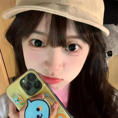 蜜桃女孩